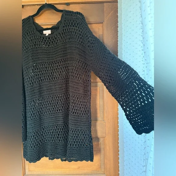 Show Me Your MuMu Paula Pullover Coverup in Black - Picture 7 of 11
